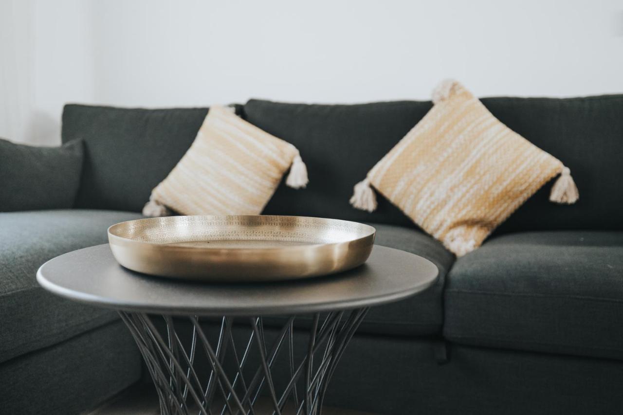 Shiny Nab Super Family Apartment มาลากา ภายนอก รูปภาพ